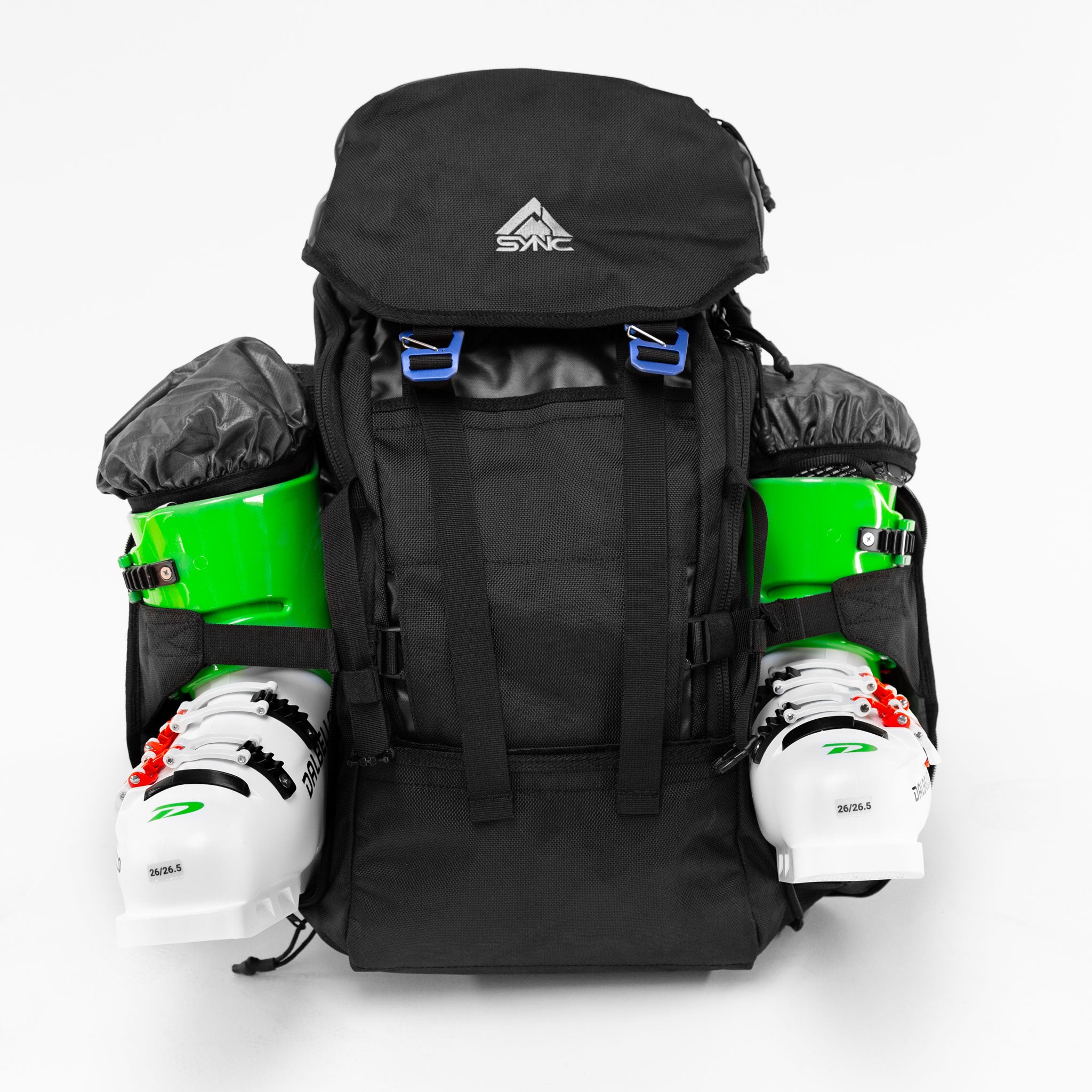 sync-performance-ski-race-backpack-front-boots