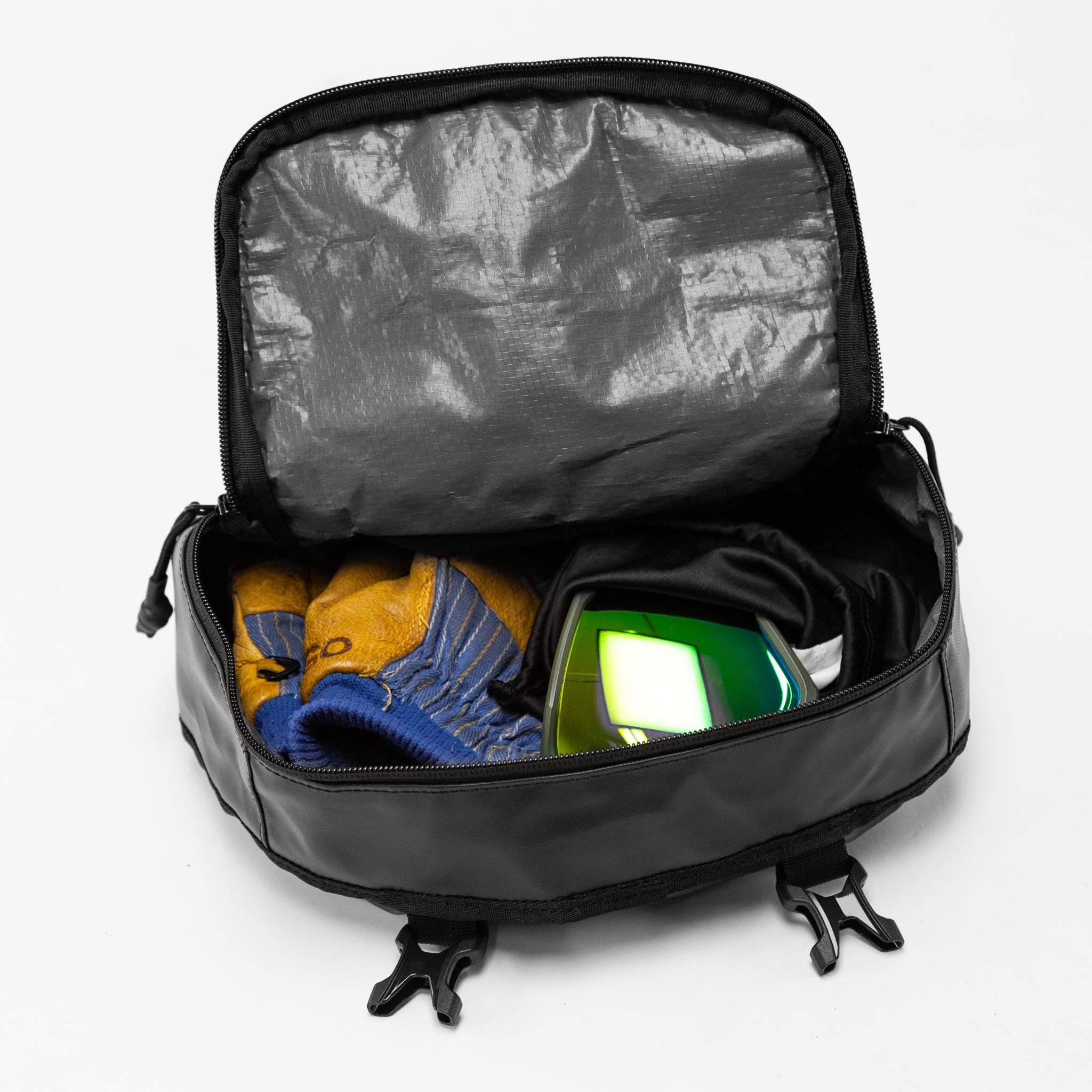 sync-performance-athlete-ski-race-backpack-open-full