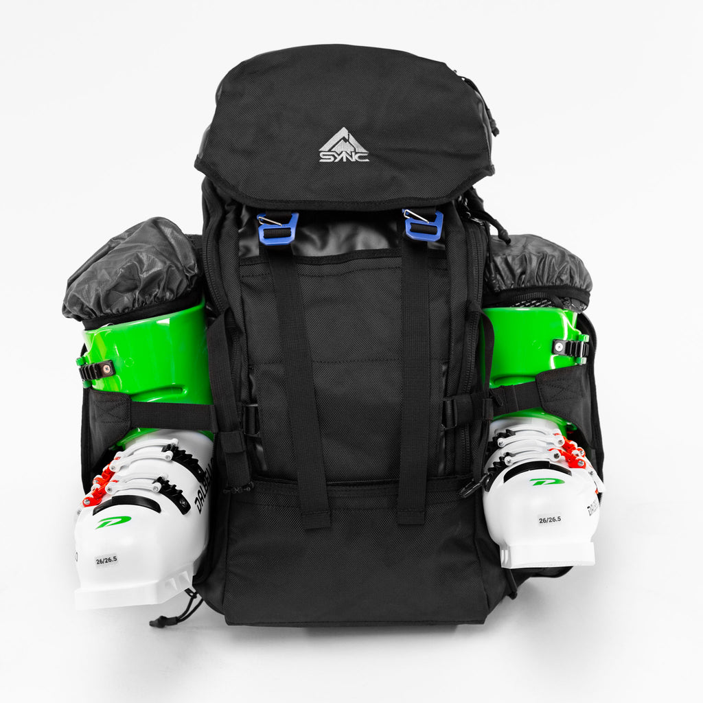 sync-performance-ski-race-backpack-front-boots